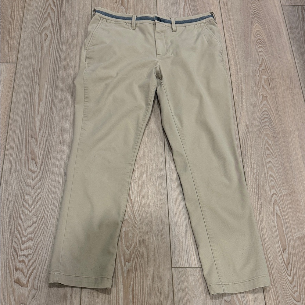 Express Men's Chino Pants - Light Beige